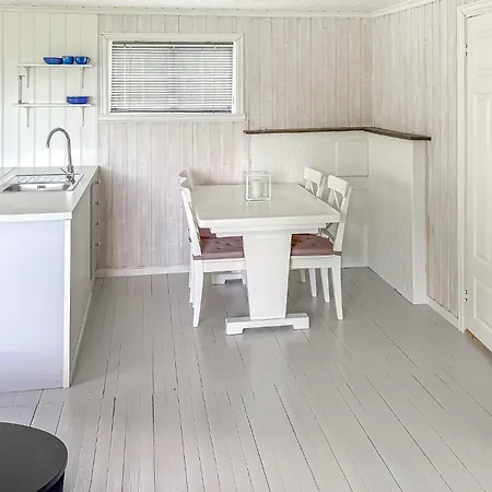 Tatil Evi 1 Bedroom Awesome In Vik I Sogn *